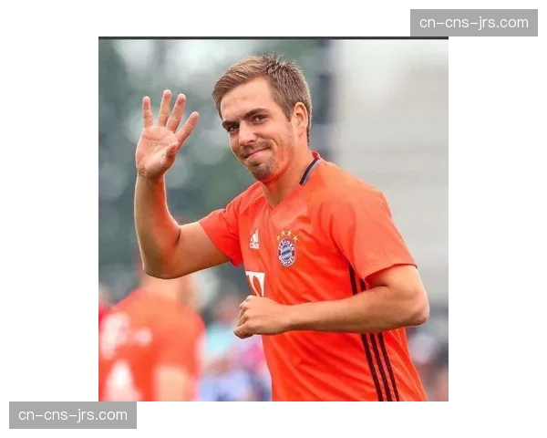 “拉斯维加斯王牌后卫凯尔西·普拉姆已从世界杯疲劳中恢复，归队训练”