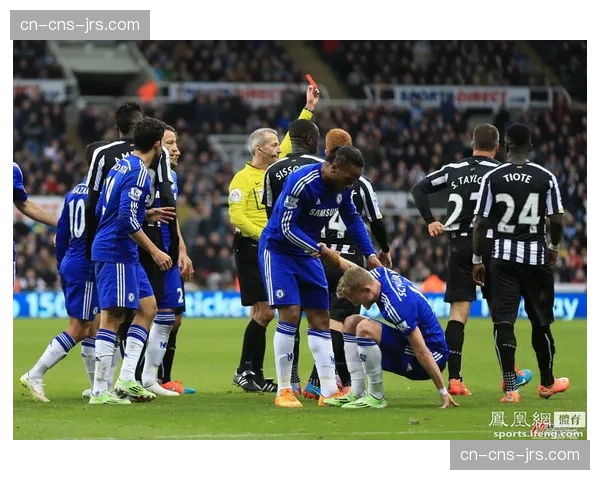 “球员动态：纽卡斯尔后卫博特曼因伤缺席，球队定位球防守体系面临调整”