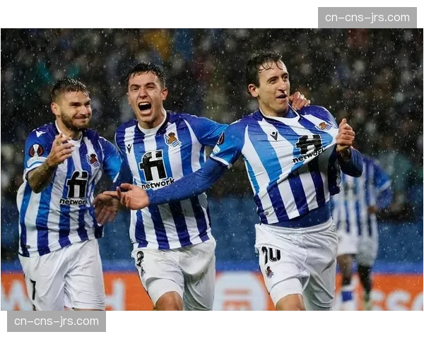 焦点人物:巴伦西亚年轻中场哈维-格拉在西甲的突破性赛季 焦点人物:巴伦西亚年轻中场哈维-格拉在西甲的突破性赛季