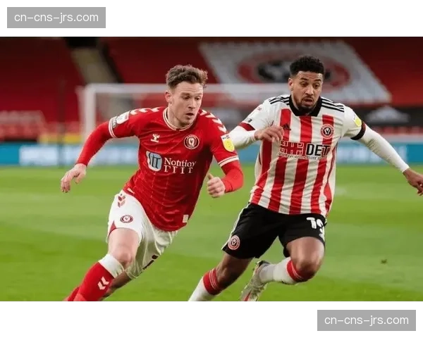 半场战报：布伦特福德1-0领先西汉姆联，蜜蜂队在前场夺回球权后创造5次射门