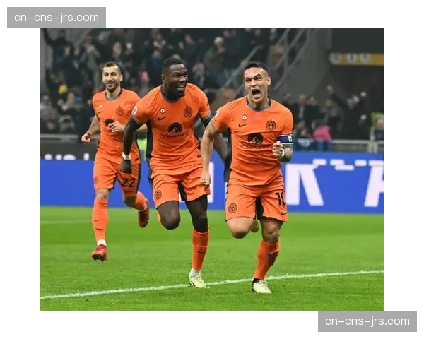 维罗纳1-1萨勒尼塔纳,两队合计完成43次传中仅转化为1球 维罗纳1-1萨勒尼塔纳,两队合计完成43次传中仅转化为1球